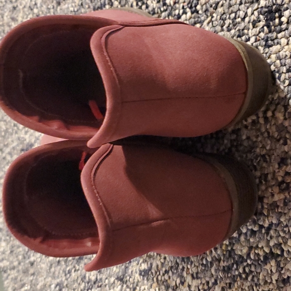Burgundy Women's Booties Size 9 - Picture 2 of 4